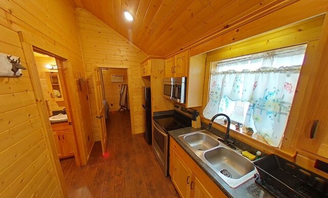 Image 7 for Cabin #10 One‑Bedroom Cabin with Full Kitchen