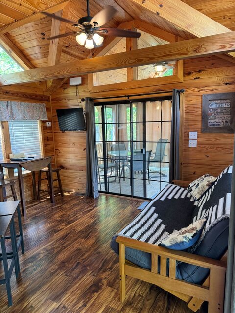 Image 3 for Log Cabin (LC)