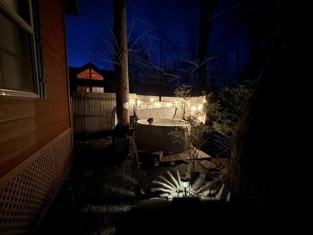 Image 2 for River Retreat (Cabin C1)