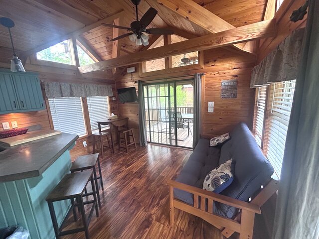 Image 9 for Log Cabin (LC)