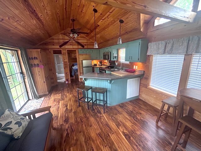 Image 10 for Log Cabin (LC)