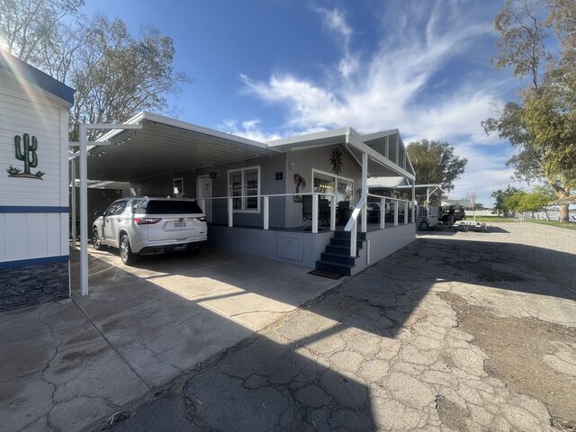 Image 4 for R-A3 Waterfront 2 Bed Rental