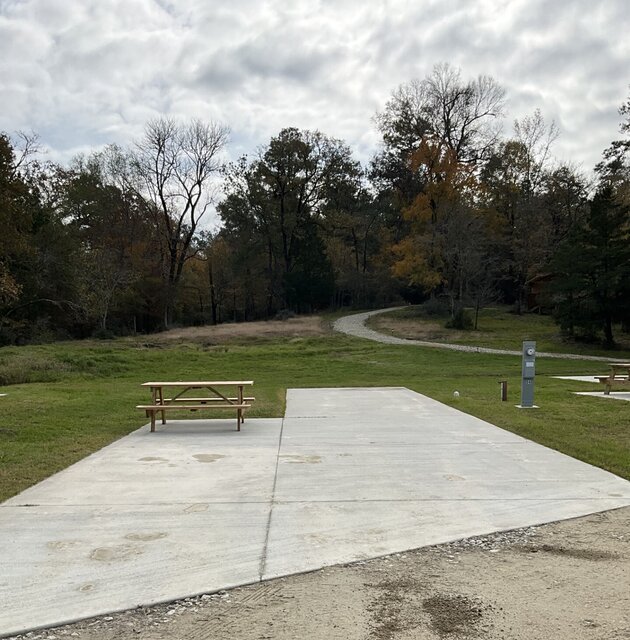 Image 1 for 054 Deluxe RV Site