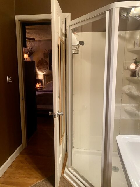 Image 3 for Pine Cone