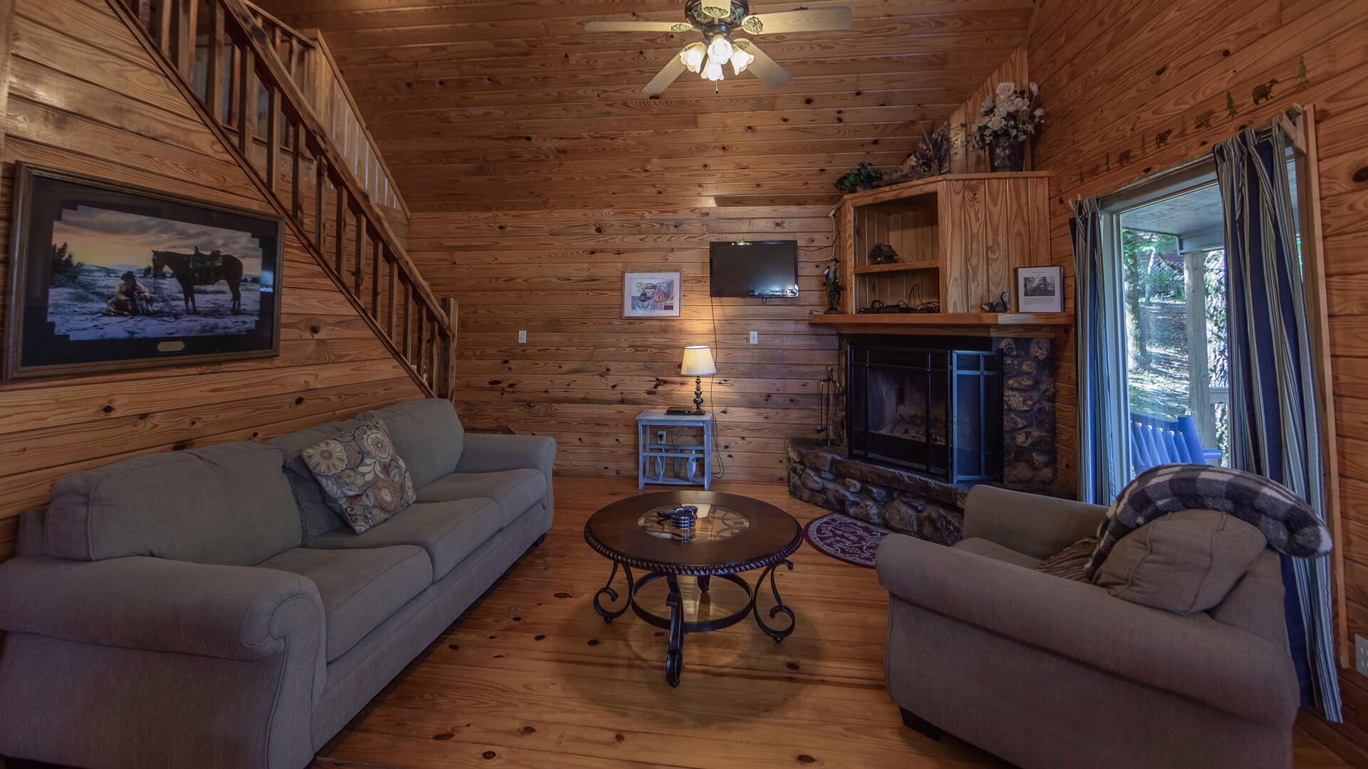 RiverView Cabins and Canoes Home Sweet Home Cabin