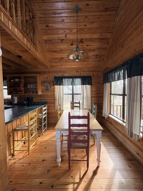 Image 3 for 01) The Ranch House                    (sleeps 6)