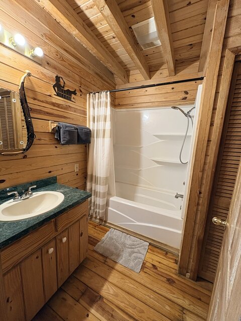 Image 6 for 01) The Ranch House                    (sleeps 6)