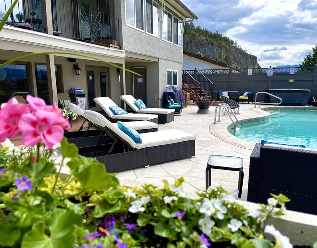 Image 12 for Entire (4 Suite) Villa