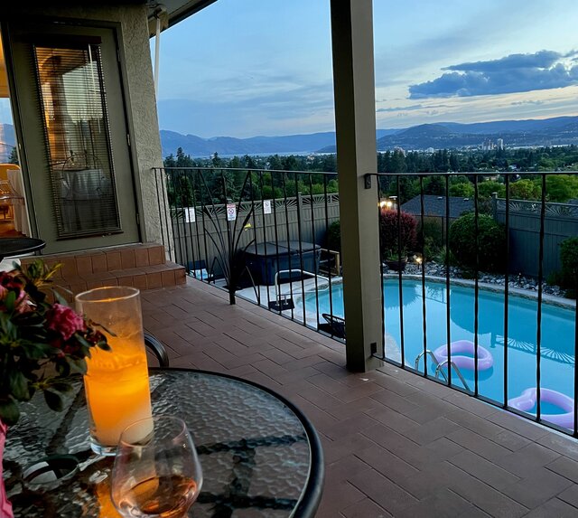 Image 10 for Entire (4 Suite) Villa