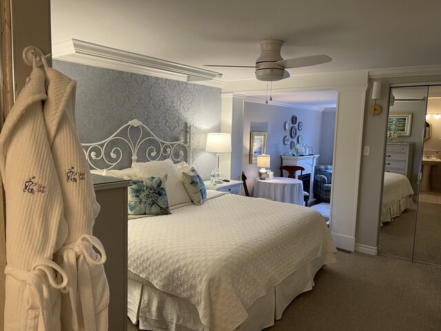 Image 6 for Entire (4 Suite) Villa