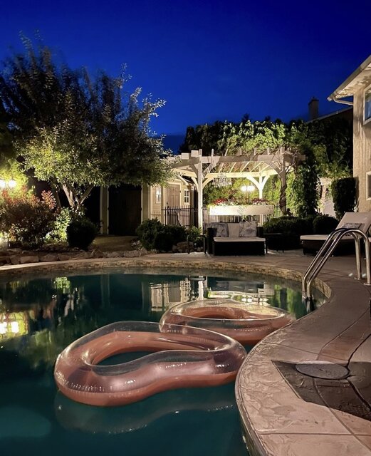 Image 3 for Entire (4 Suite) Villa