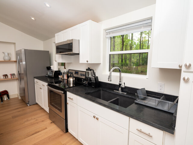 Image 6 for The Hilltop Cottage