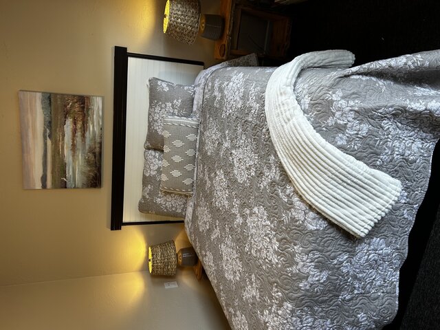 Image 1 for LOON LAKE MOTEL - Country Classic Room