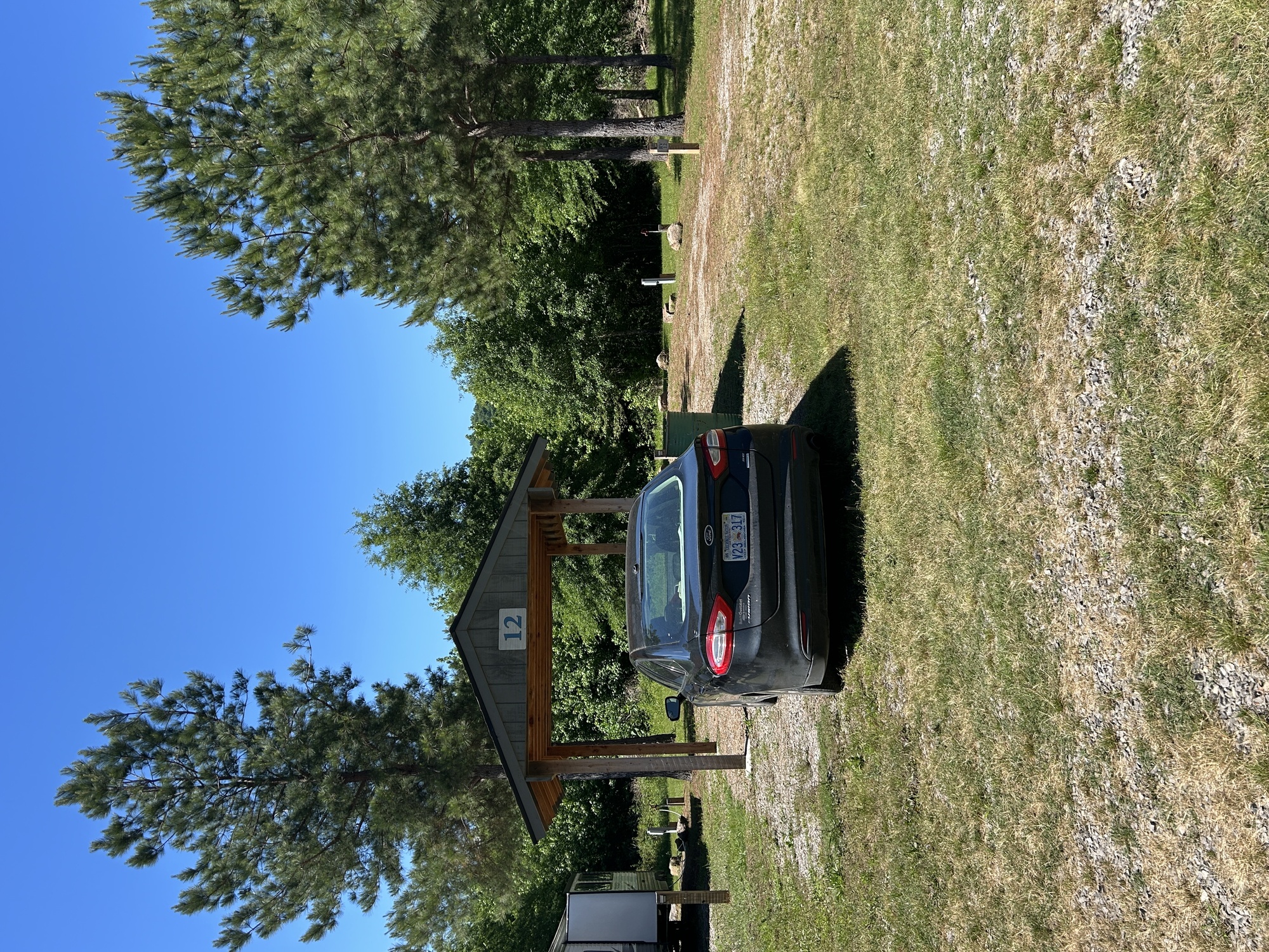 Image for ROUND THE BEND RV CAMPSITE # 12
