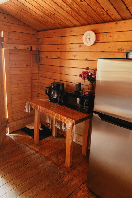 Image 10 for C2) Lakeview Camping Cabin