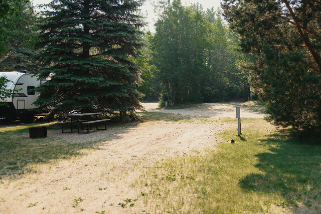 Image 1 for VL-20) Pull Through Power, Water & Sewer 50 AMP