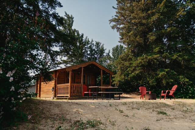 Image 4 for C1) Lakeview Camping Cabin