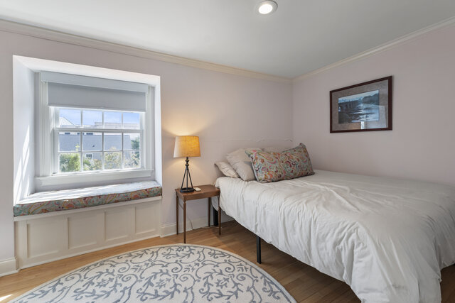 Image 15 for Harleston House