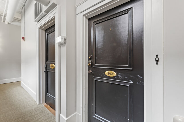 Image 2 for The Warehouse Flat on Beaufain 202