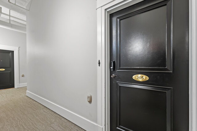 Image 3 for The Warehouse Flat on Beaufain 205