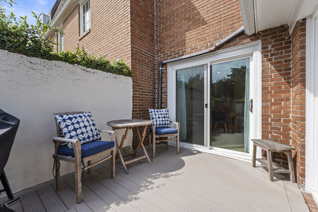 Image 11 for Harleston House