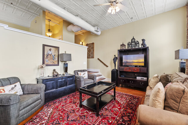 Image 10 for The Warehouse Flat on Beaufain 202