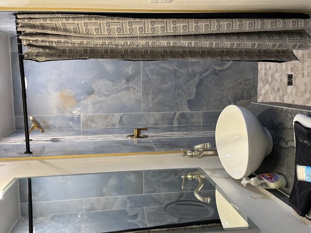 Image 2 for Arabian Nights Q..