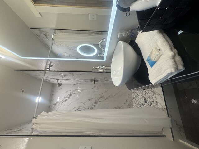 Image 2 for The Virginian Q.