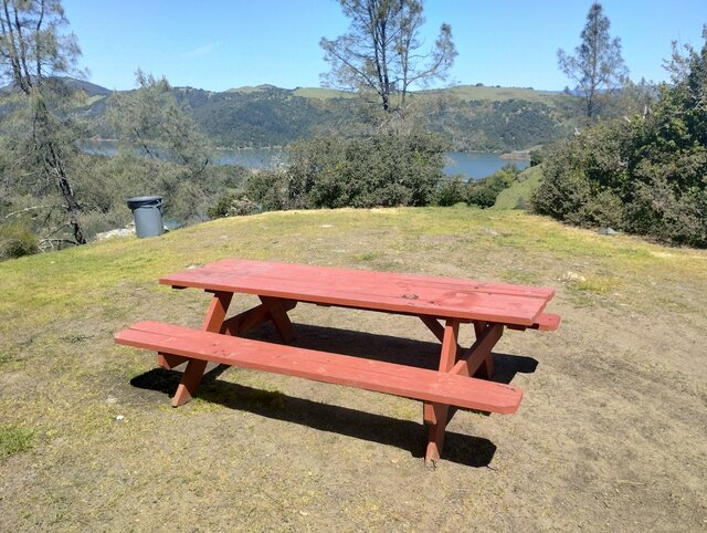 Image 1 for 09) Large Lakeview Campsite 9