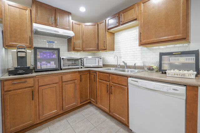 Image 22 for The Red King Room with Attached Luxury Bathroom