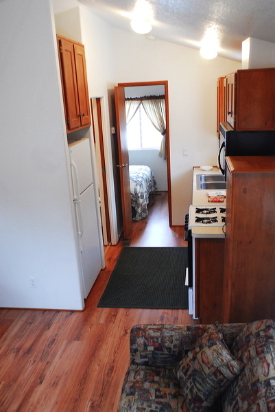Image 5 for B) Cabin
