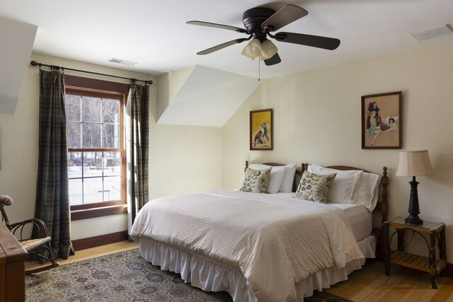 Image 1 for Room 4 King Bed