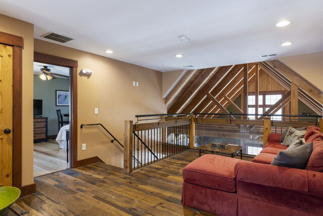 Image 4 for Full Lodge Rental