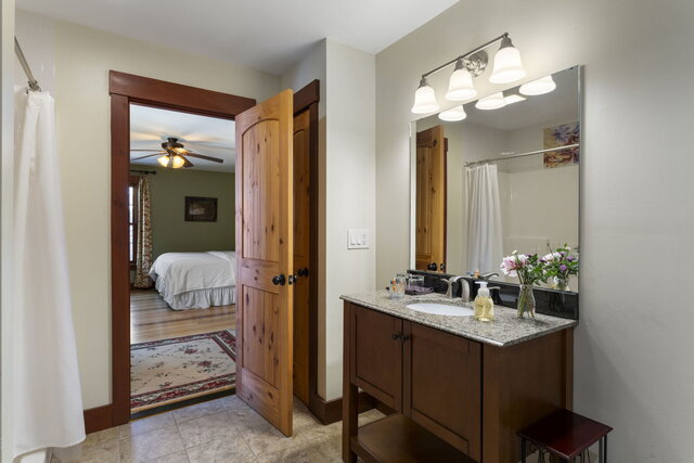 Image 4 for Room 5 King Bed