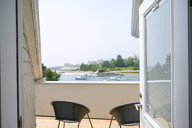 Image 2 for Harborview Queen Partial Waterview with Balcony