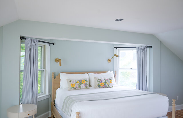 Image 1 for Harborview King Waterview