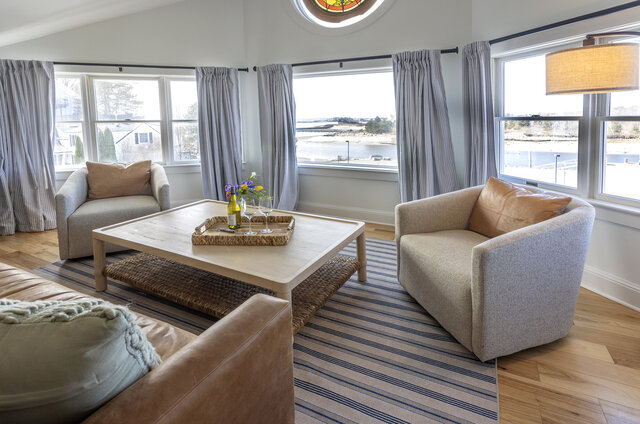 Image 3 for Harborview King Suite with Balcony
