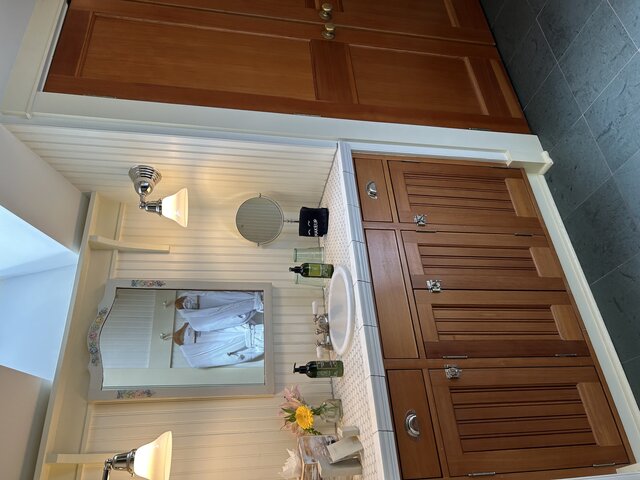 Image 10 for CARRIAGE HOUSE SUITE