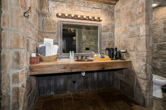 Image 2 for Room #5 Double Queen