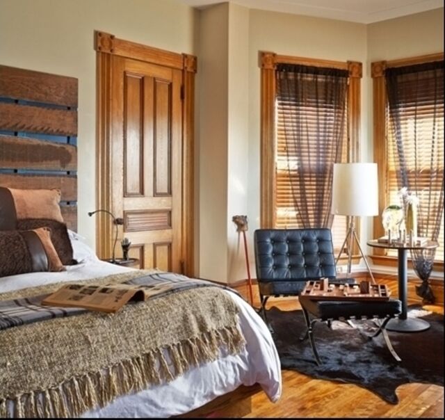 Image 1 for Room 905