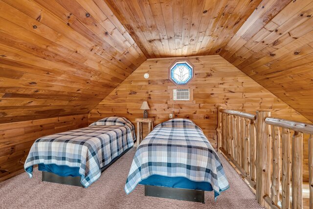 Image 9 for Treetop Loft