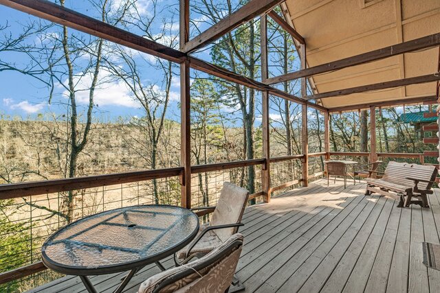 Image 2 for Mountain Log Lookout