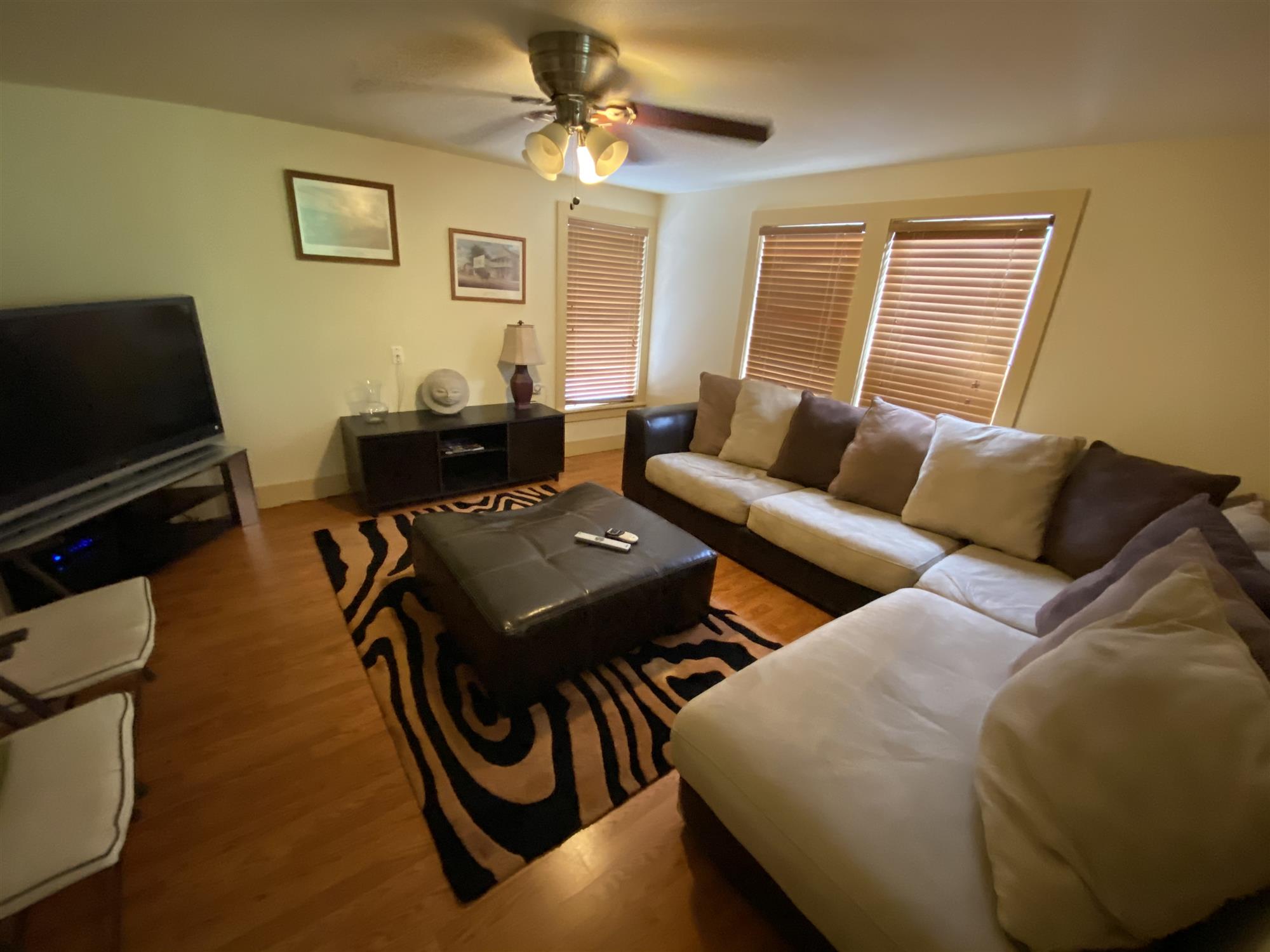 A Place to Stay Reservations in Bandera, Texas