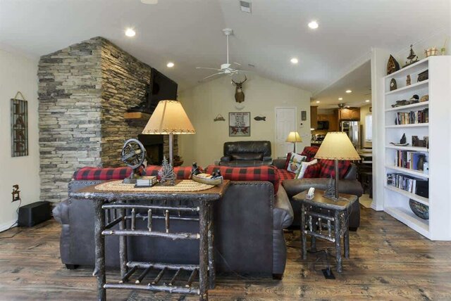 Image 21 for Scenic Cove Lake Front Lodge