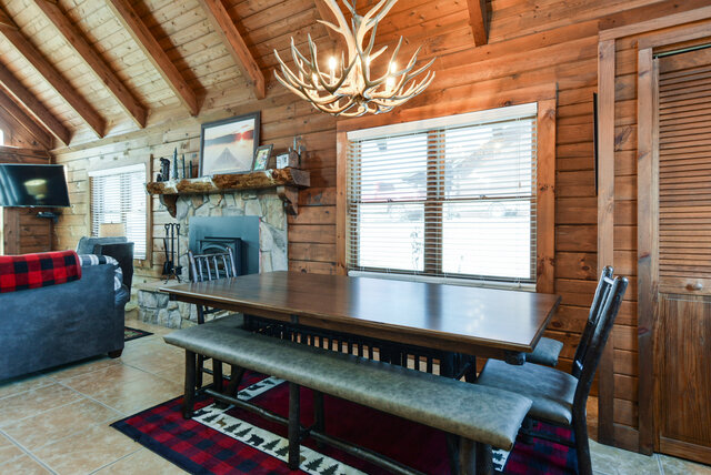 Image 22 for Cozy Branson Cabin with Hot Tub