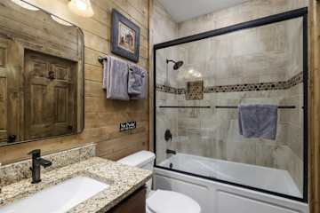 Image 6 for New Lake Lodge with Hot Tub & Games