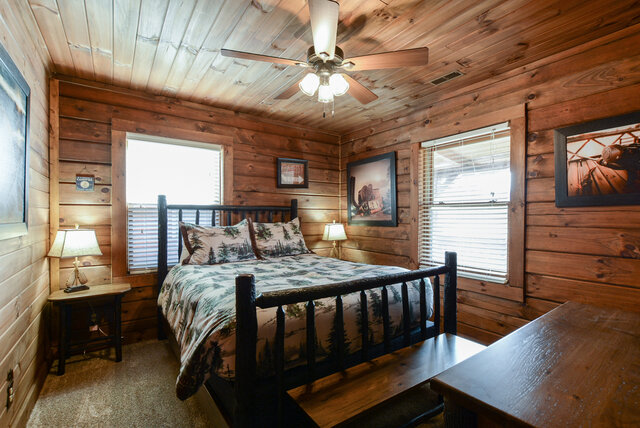Image 15 for Cozy Branson Cabin with Hot Tub