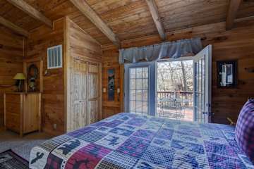 Image 1 for Little Bear Cabin w/Hot Tub