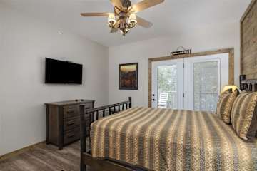 Image 25 for New Lake Lodge with Hot Tub & Games