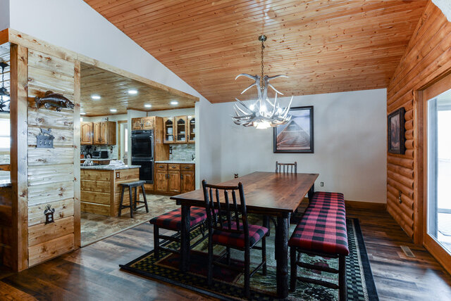 Image 17 for Long Beach Lake Lodge